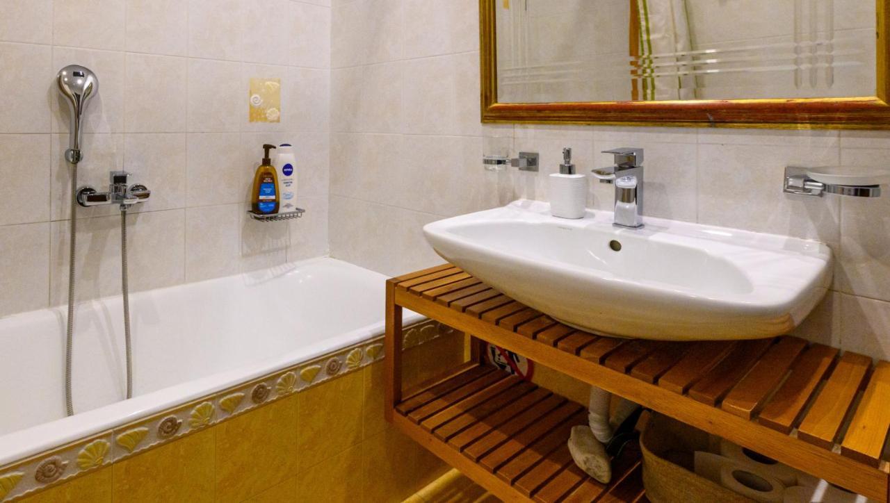 Cozy Small Smart Villa With Private Pool Mikri Mantineia Kalamata Esterno foto
